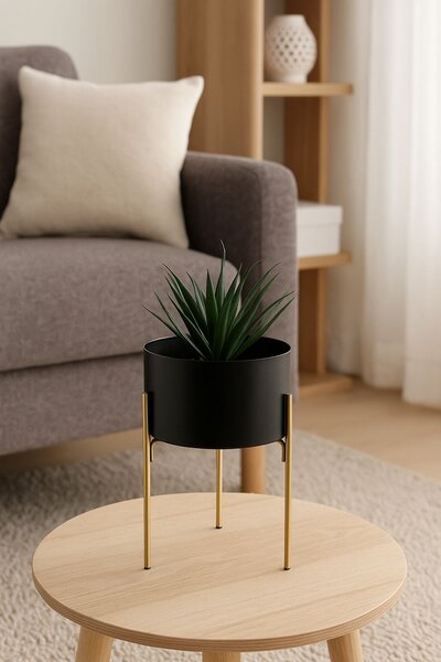 KOVOVÝ KVĚTINÁČ SE STOJÁNEM LOFT 20X13 CM ČERNÁ/ZLATÁ