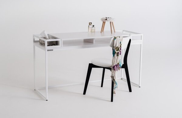 Nordic Design Bílý kovový toaletní stolek Glamour 140 x 50 cm