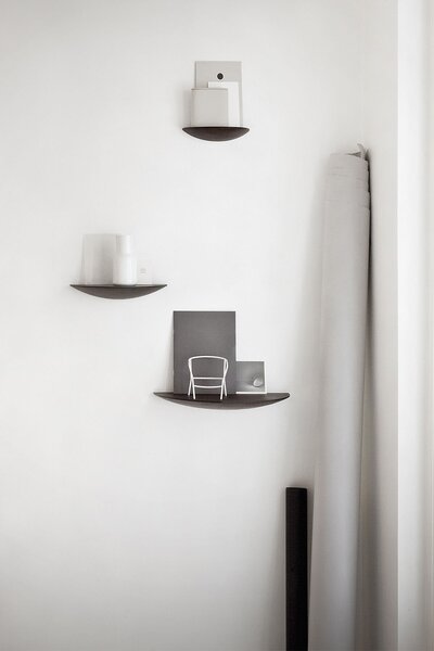 Audo Copenhagen designové police Gridy Fungi Shelves Small