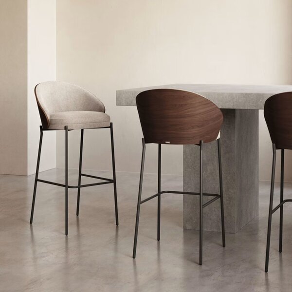 Béžová čalouněná barová židle Kave Home Eamy II. 77 cm