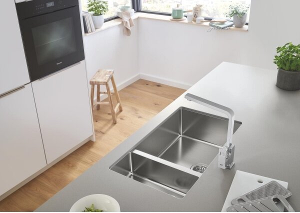 GROHE 31255000 - Dřezová baterie EUROCUBE lesklý chrom