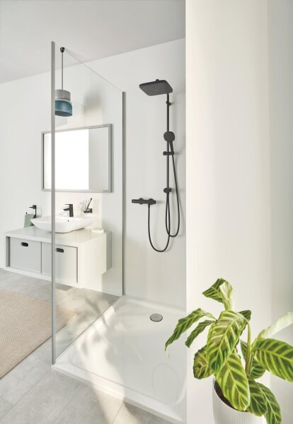 GROHE 266982431 - Sprchový systém VITALIO COMFORT 250 390 mm černá