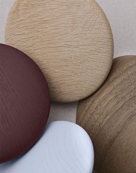 Muuto Věšák The Dots XS, stained dark brown