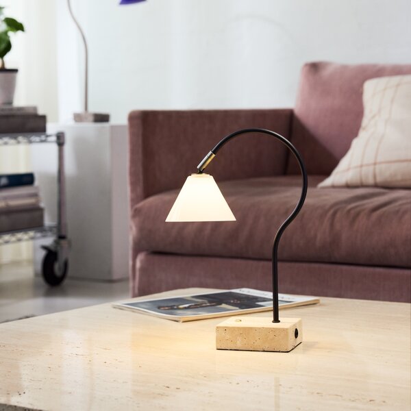 Halo Design Černá nabíjecí stolní LED lampa Question 31 cm s travertinovou podstavou