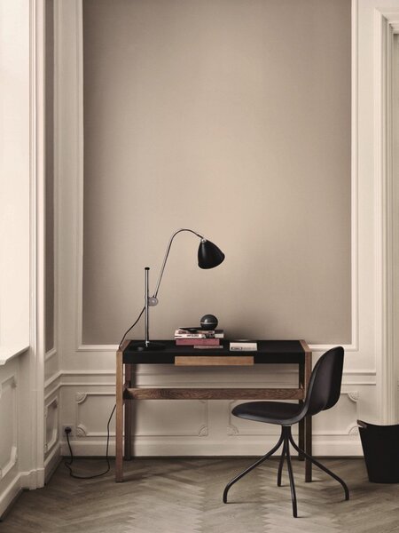 Stolní lampa GUBI, Metalická, Obývací pokoj, Kov