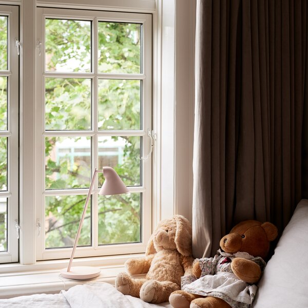 Stolní lampa Louis Poulsen, NJP Mini, stmívatelné, Pudrová, Obývací pokoj, Kov, Design