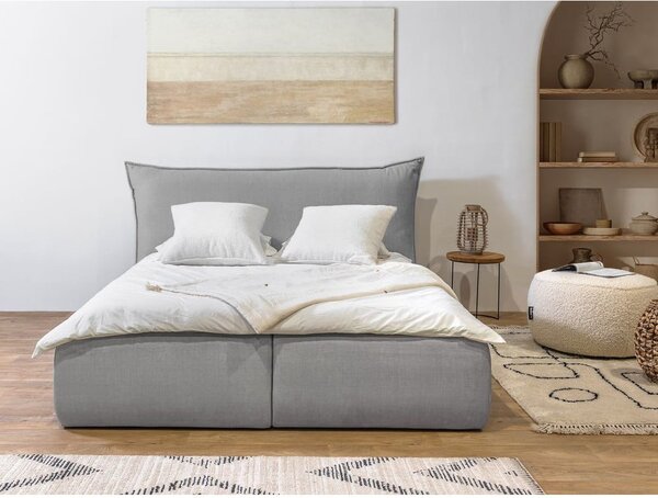 Světle šedá čalouněná dvoulůžková postel s úložným prostorem s roštem 180x200 cm Jade – Bobochic Paris