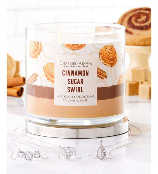 Vonná svíčka Charmed Aroma Cinnamon Sugar Swirl (+náhrdelník) 340g