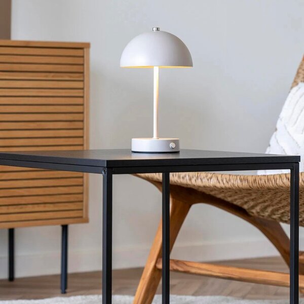 Nordic Living Pískově hnědá kovová nabíjecí stolní LED lampa Halle