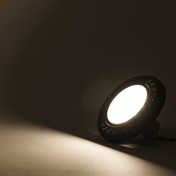GU10 3-stupňová stmívatelná LED žárovka AR111 8W 700lm 2700K