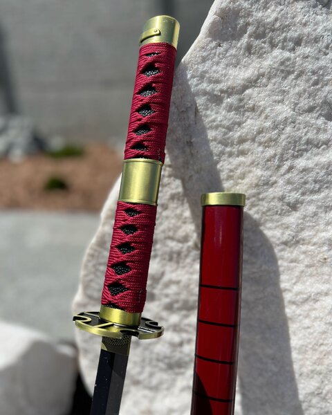 Luxusní Katana s červenou rukojetí