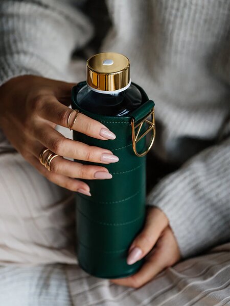 Skleněná lahev s obalem z umělé kůže EQUA Forest Green 750 ml