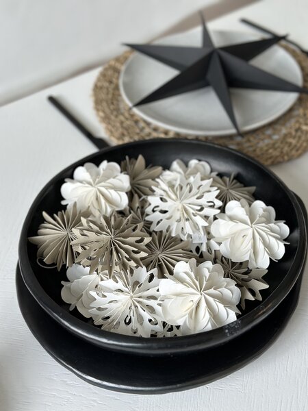 Noordliving Papírová ozdoba Simple Snowflake - Warm Grey NL141