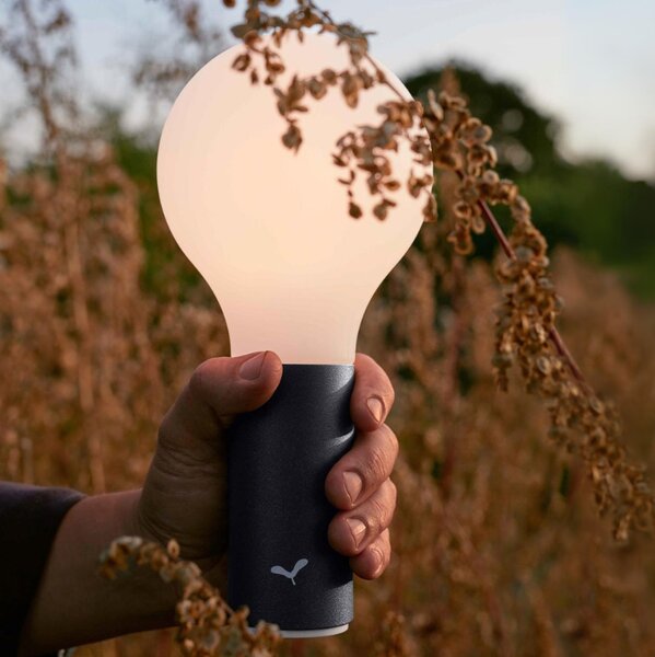 Antracitová nabíjecí stolní LED lampa Fermob Aplo 26,5 cm