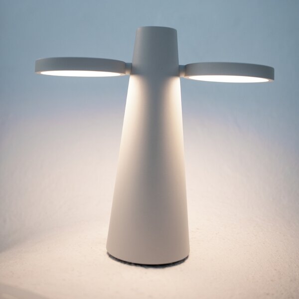 Světle šedá nabíjecí stolní LED lampa Fermob Oto 27 cm