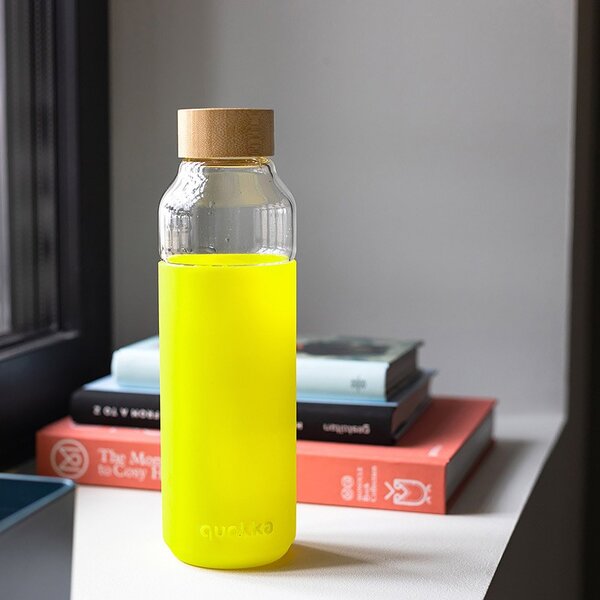Skleněná láhev na vodu Quokka Flow neon green, 660 ml
