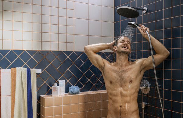 Hansgrohe Activera Select S sprchová sada na stěnu chrom 28052000