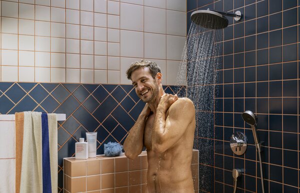 Hansgrohe Activera Select S sprchová sada na stěnu chrom 28052000