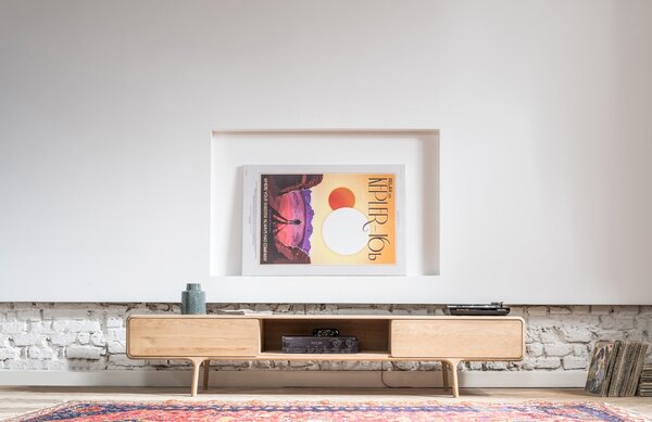-25 % Dny MOMENTI– Gazzda Dubový TV stolek Fawn 220 x 45 cm