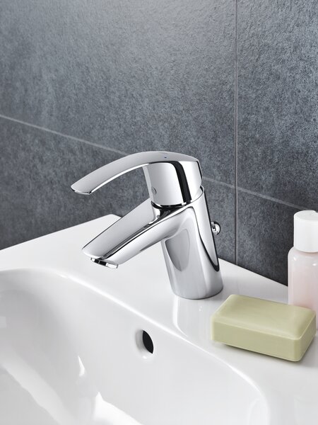GROHE Eurosmart - Páková umyvadlová baterie DN 15, velikost S, Chrom 33265002