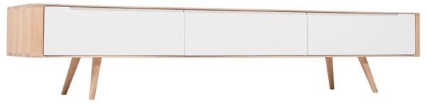 -25 % Dny MOMENTI– Gazzda Dubový TV stolek Ena 225 x 42 cm