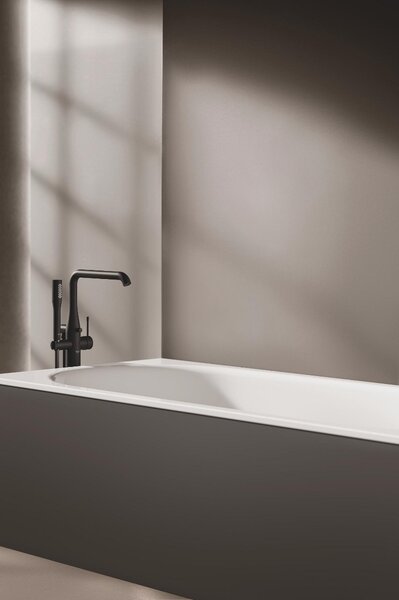 GROHE Essence Professional - Páková vanová volně stojící baterie, phantom black 25248KF1