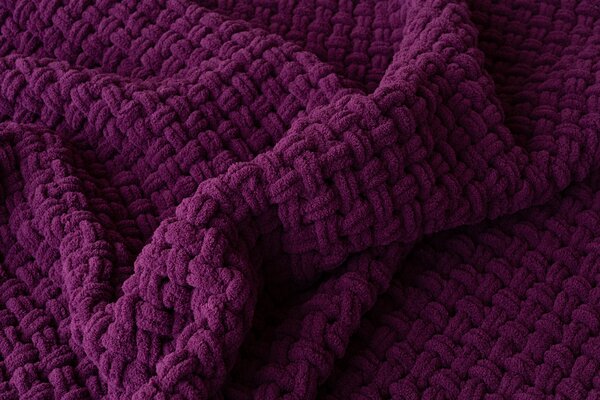 Deka Knittingly tmavě fialová Ručně pletená deka 130/170