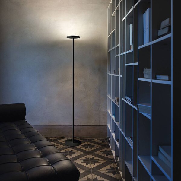 Linea Light Stojací lampa LED Joshua v černé, stmívatelný, Černá, Obývací pokoj / jídelna, kov, Moderní