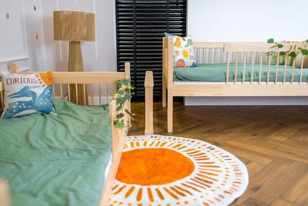 Dětská patrová postel s Montessori lůžkem z masivu borovice BOLEK - 200x90 cm - PŘÍRODNÍ