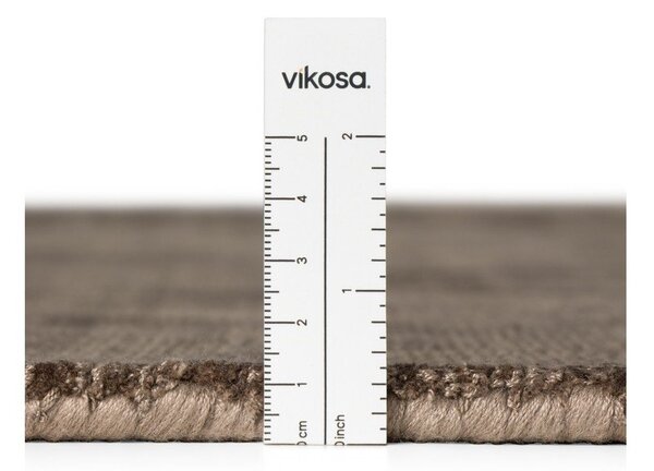 Hnědý ručně tkaný kulatý koberec z viskózy ø 120 cm Noemi – Vikosa