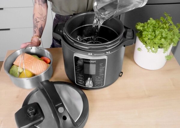 Concept CK8000-Multifunkční el. tlak. hrnec a horko. frit. 5,6 l 11v1 1500W/230V