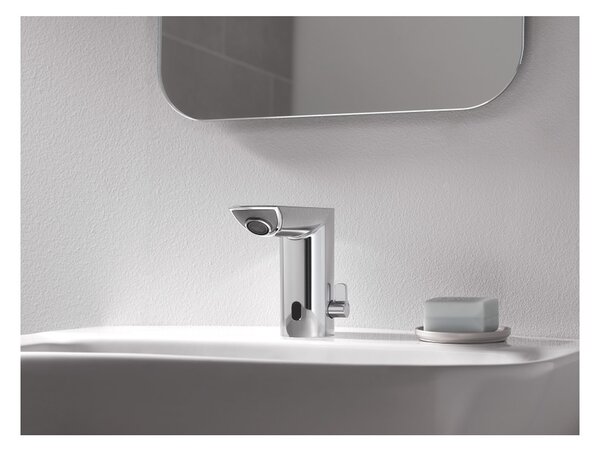 GROHE Bau Cosmopolitan E - Infračervená elektronická umyvadlová baterie 1/2" se směšovacím zařízením a nastavitelným omezovačem teploty, Chrom 36453000