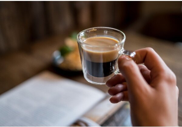 Skleněné hrnky v sadě 2 ks na espresso/dvoustěnné 80 ml Diva – Vialli Design