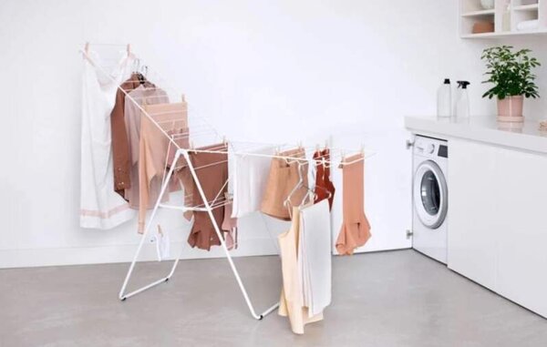 Brabantia Sušák Hangon 25 m, bílá