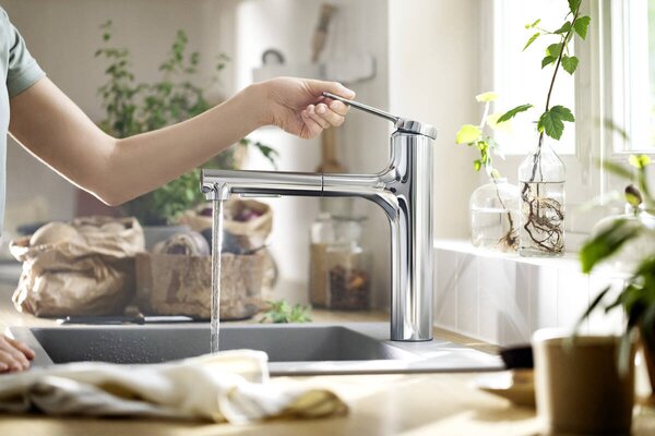 Hansgrohe Zesis M33 Páková kuchyňská baterie 160, vytažitelná sprška, 2jet, sBox lite, vzhled nerezu 74804800