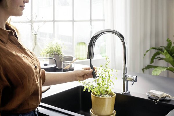 Hansgrohe Aqittura M91 FilterSystem 210, vytažitelný výtok, 1jet, sBox, startovací sada, chrom 76800000