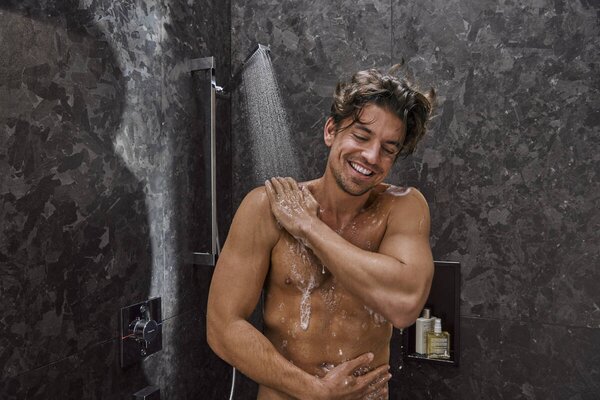 Hansgrohe Pulsify E sprchová sada 100 1jet EcoSmart se sprchovou tyčí 65 cm, chrom 24370000