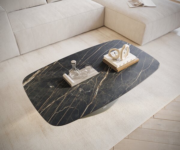 DELIFE Konferenční stolek Edge Boot 120x70 cm keramika Laminam® Noir Desir hnědá Vibany kov titanová barva