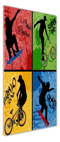 Vertikální Fotoobraz na skle Kolo a skateboard osv-62041859