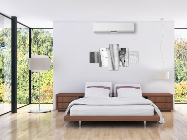 Obraz - Vlk v lese (125x70 cm)