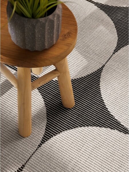 Černobílý vnitřní a venkovní koberec 200x290 cm Duet Bowen – NORTHRUGS