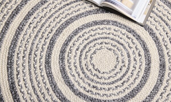 Diamond Carpets India, Ručně vázaný kusový koberec Soma SM04 Silver Black kruh, 120x120 (průměr) kruh, béžová, chodba / předsíň