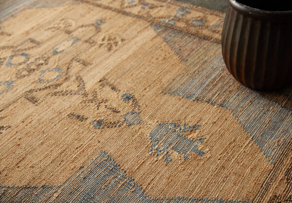Diamond Carpets India, Ručně vázaný kusový koberec Agra Mahal DE 2284 Multi Colour, 80x150, béžová, modrá, chodba / předsíň