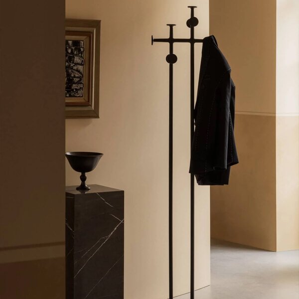 Audo Copenhagen designové stojanové věšáky Afteroom Coat Stand