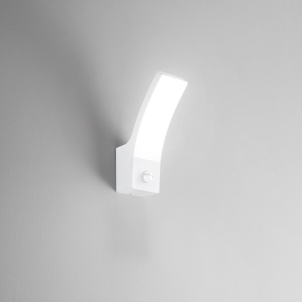 FAN LED-SAIL-APS-BCO Nástěnné svítidlo LED SAIL se senzorem hliník difuzor bílá IP65 CCT 3000-4000 K 80x160x245 mm - FANEUROPE