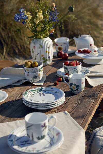 Kähler Design Porcelánový hrnek Hammershøi Summer - Coastal Flower KD575