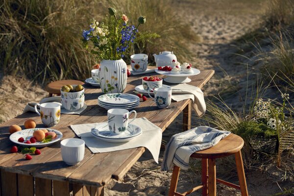 Kähler Design Porcelánový hrnek Hammershøi Summer - Coastal Flower KD575