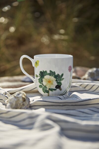 Kähler Design Porcelánový hrnek Hammershøi Summer - Coastal Flower KD575