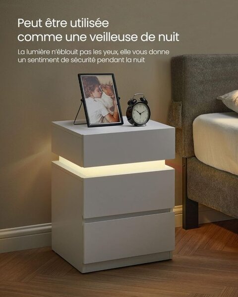 Noční stolek s LED osvětlením, 3 zásuvky, bílý