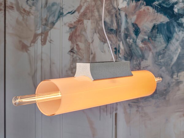 Brokis Designové závěsné svítidlo Overlay L, PC1405 Barva skla: transparentní sklo (CGC23), Povrchová úprava baldachýnu: vysokohodnotný beton se střepy - bílý (CCSC2882), Povrchová úprava základny: vysokohodnotný beton se střepy - bílý (CSFB2879)